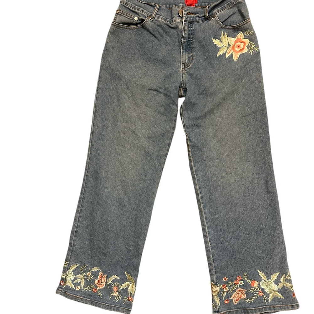 Very Vera Floral Embroidered Womens Bootcut Size 8P Jeans